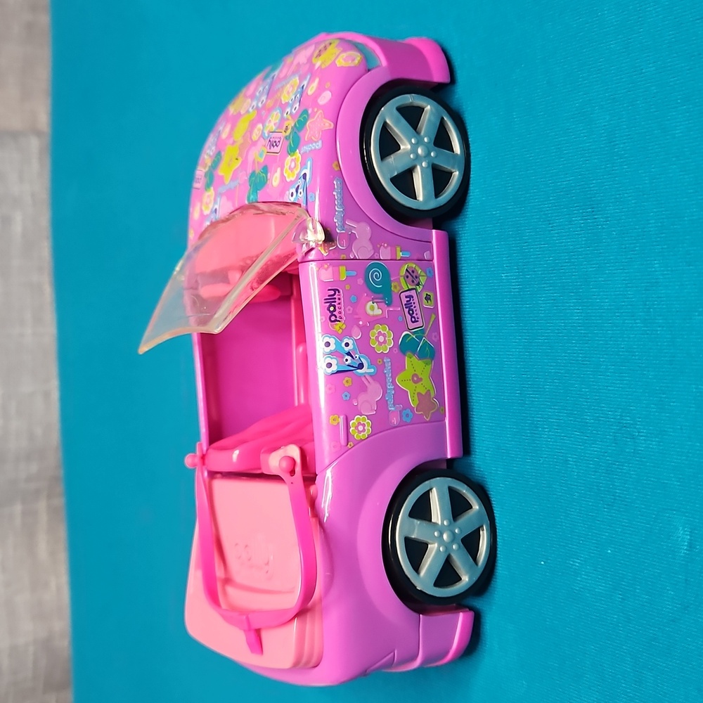 Polly Pocket Sporty Convertible Toy Car - Picture 3 of 12